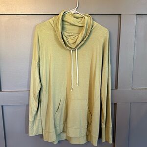 Women’s Southern Tide Large Top